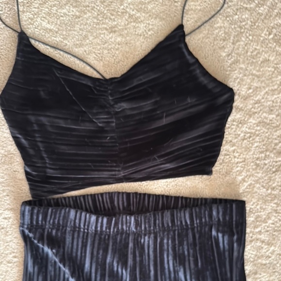 Wild Fable SET Black Velvet Pants & Crop Top NEW - Picture 3 of 17